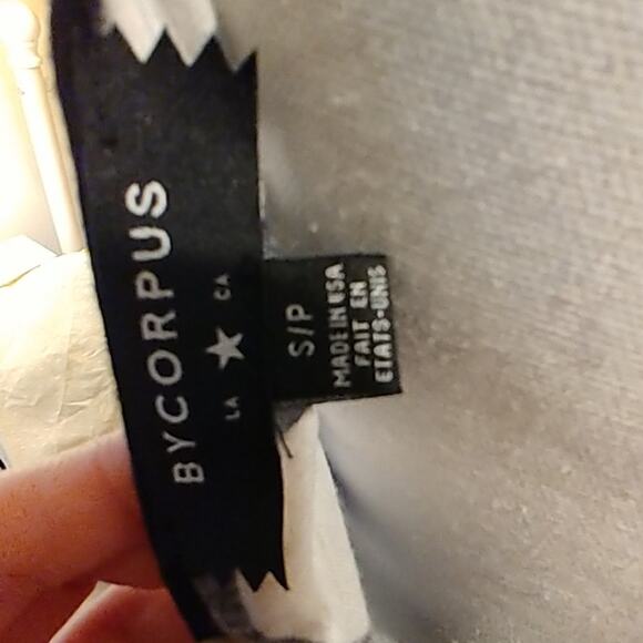 Bycorpus Open Back Tank Top Tie Back Small Black Cream - Picture 4 of 5